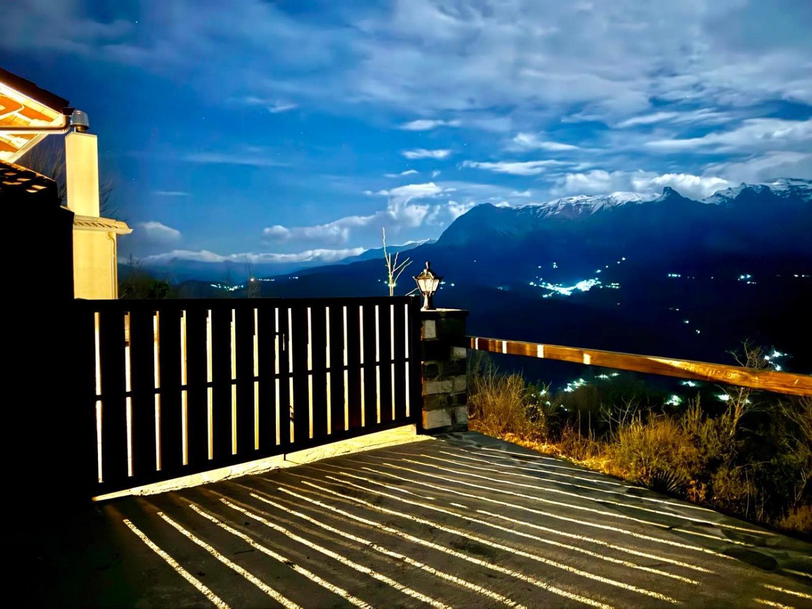 Tovouno Konuk evi Plaka  Dış mekan fotoğraf