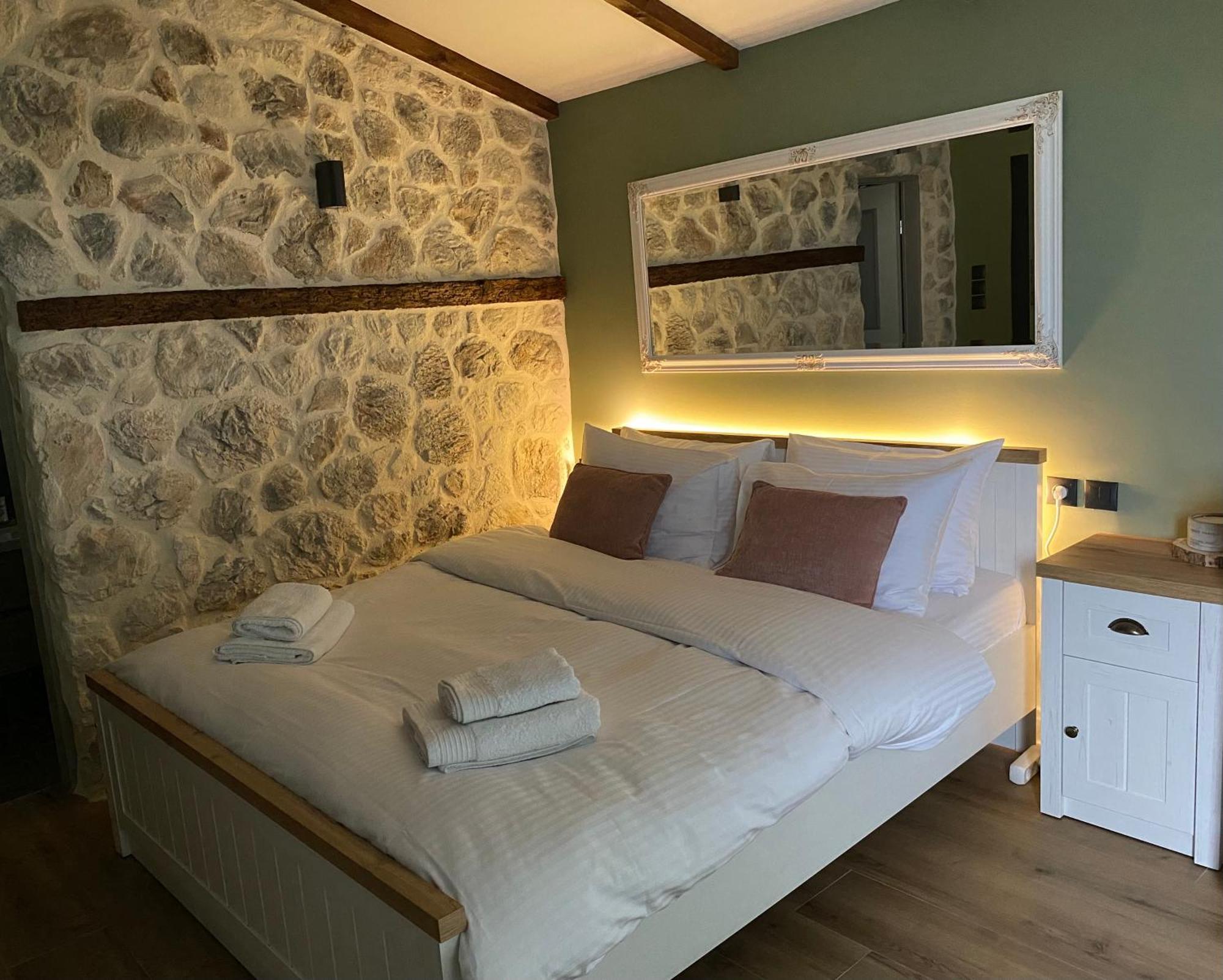 Tovouno Konuk evi Plaka  Dış mekan fotoğraf