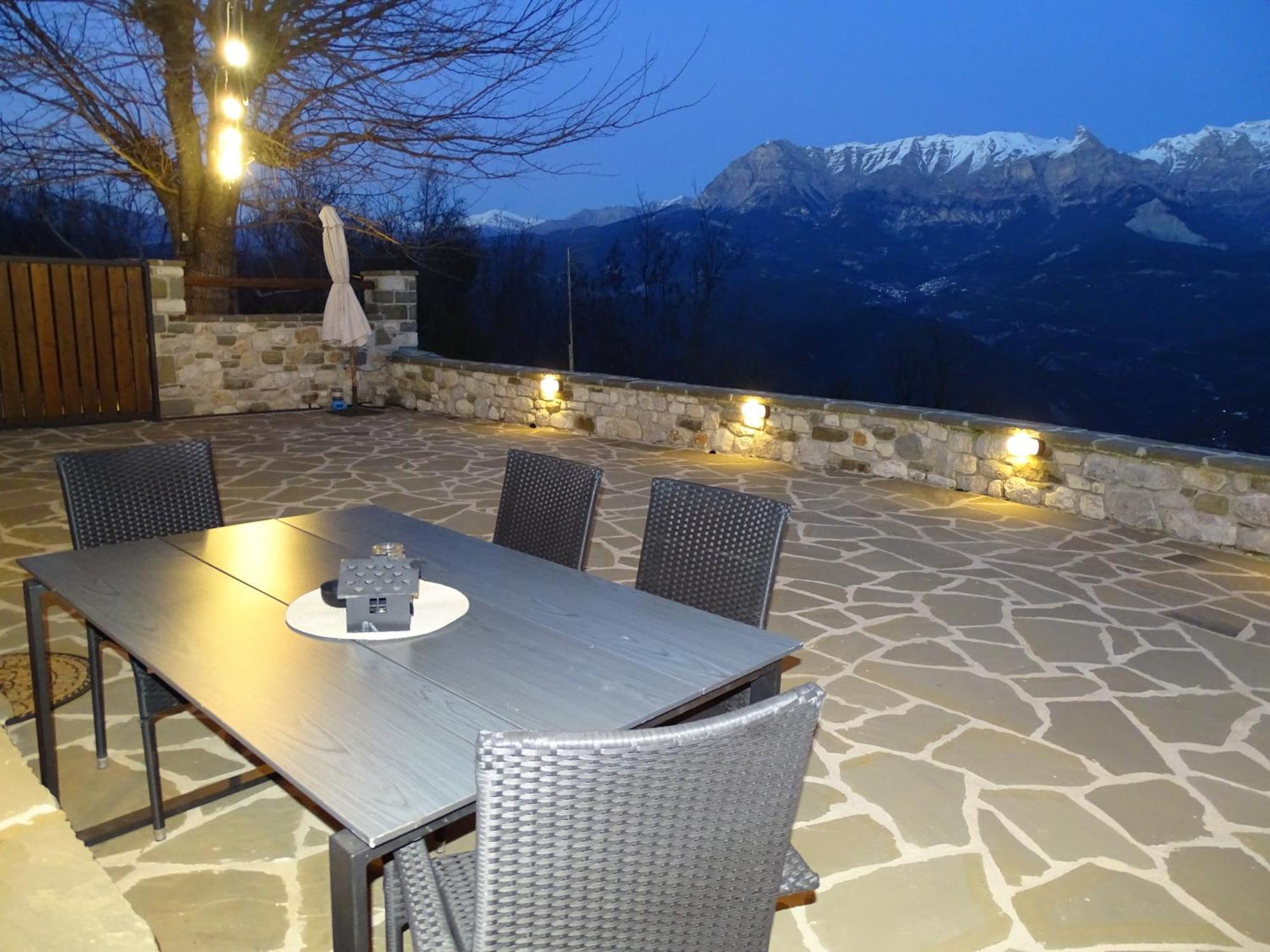Tovouno Konuk evi Plaka  Dış mekan fotoğraf